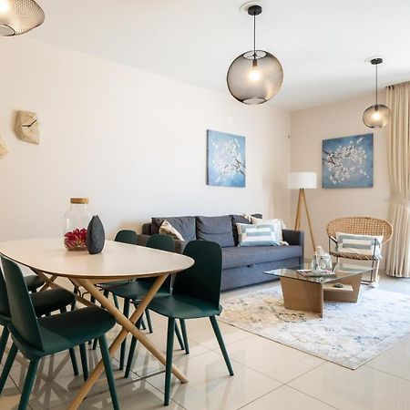 Luxury One-Bedroom Apartment/Parking In City Center เยรูซาเลม ภายนอก รูปภาพ