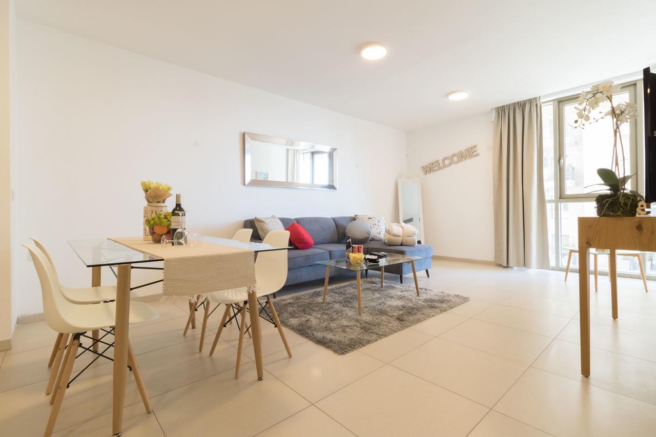 Luxury One-Bedroom Apartment/Parking In City Center เยรูซาเลม ภายนอก รูปภาพ