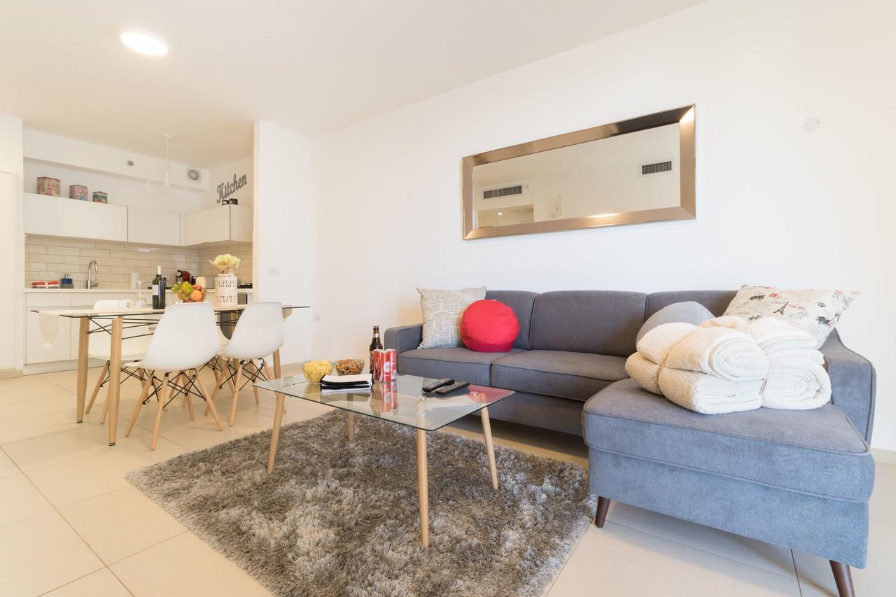 Luxury One-Bedroom Apartment/Parking In City Center เยรูซาเลม ภายนอก รูปภาพ