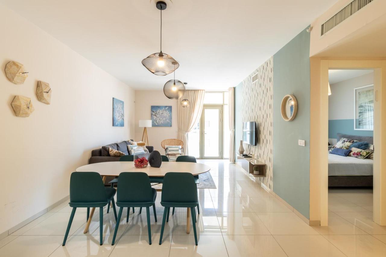 Luxury One-Bedroom Apartment/Parking In City Center เยรูซาเลม ภายนอก รูปภาพ