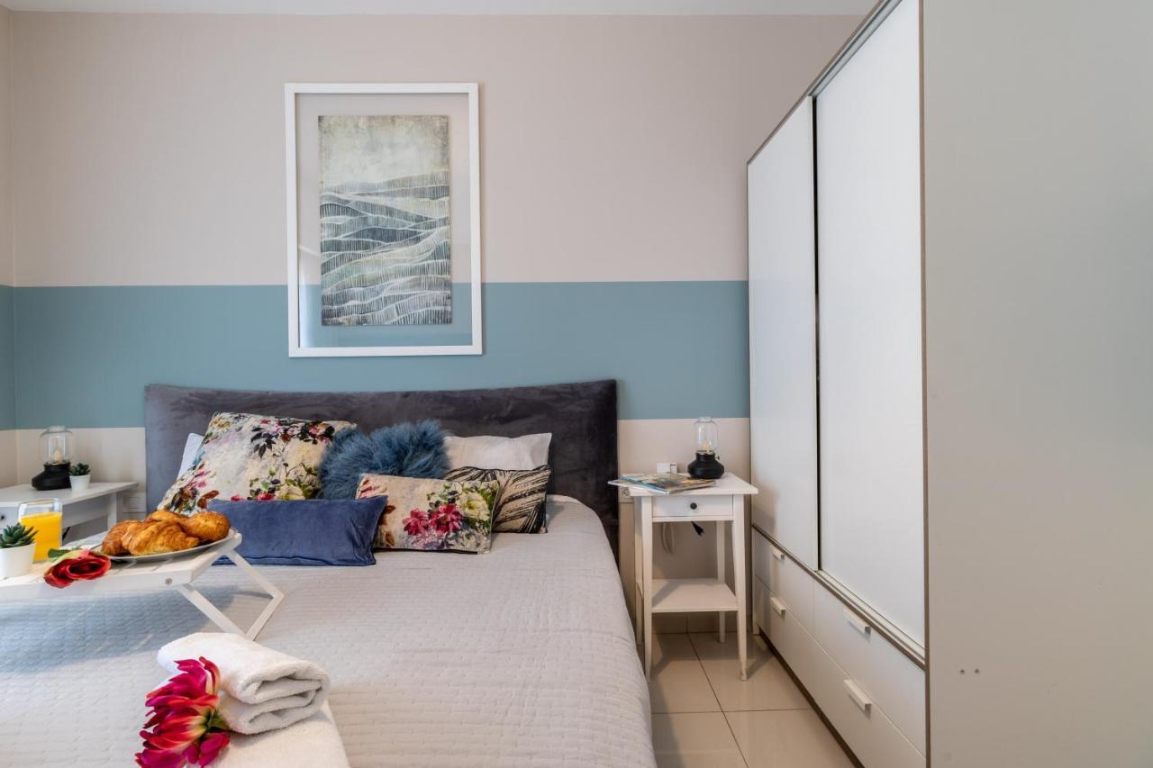 Luxury One-Bedroom Apartment/Parking In City Center เยรูซาเลม ภายนอก รูปภาพ