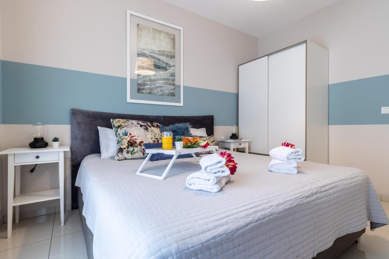 Luxury One-Bedroom Apartment/Parking In City Center เยรูซาเลม ภายนอก รูปภาพ